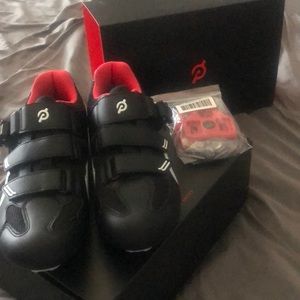 New in box Peloton cycling shoes